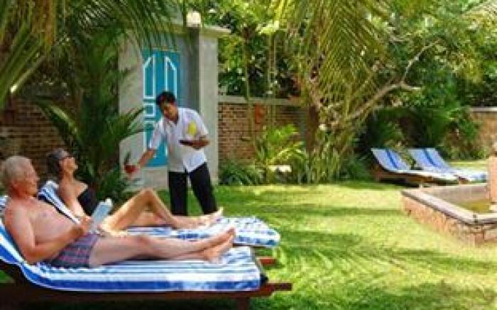 Wunderbar Beach Club Hotel