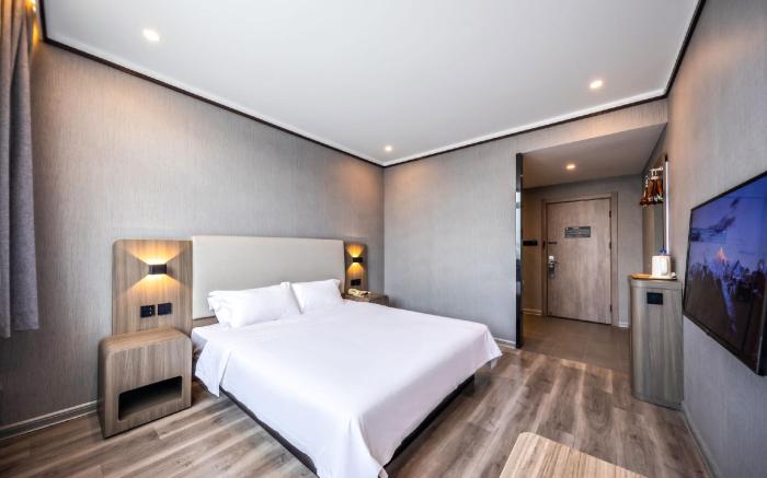 Hanting Hotel Tianjin Chenglindao Metro Station