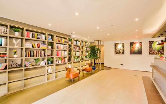 Hanting Hotel Ningbo Caihong South Road