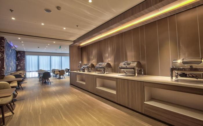 Hanting Hotel Yuhuan Wuyue Plaza