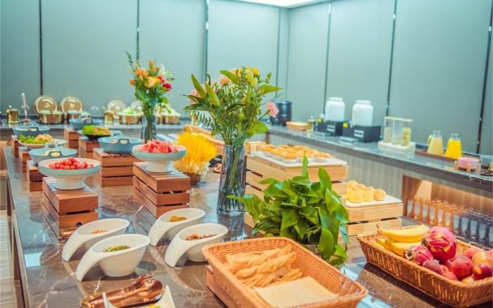 Hanting Hotel Linyin Dongxing Road Airport