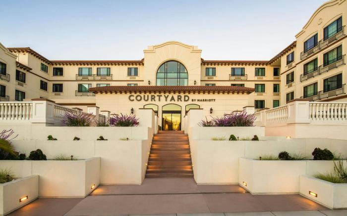 Courtyard by Marriott Santa Cruz