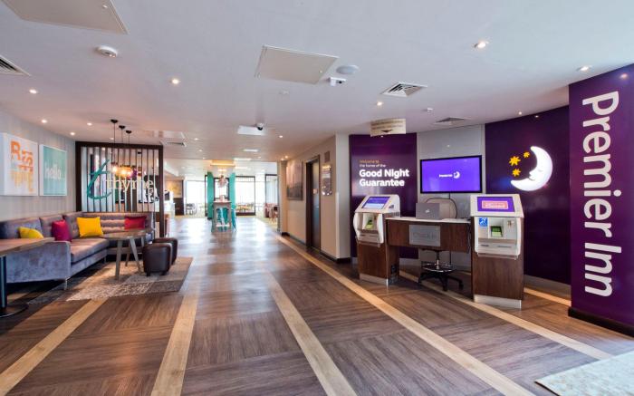 Premier Inn Leeds City Centre - Whitehall Road