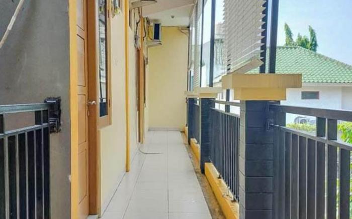 Kostawira Syariah Bintaro Mitra RedDoorz