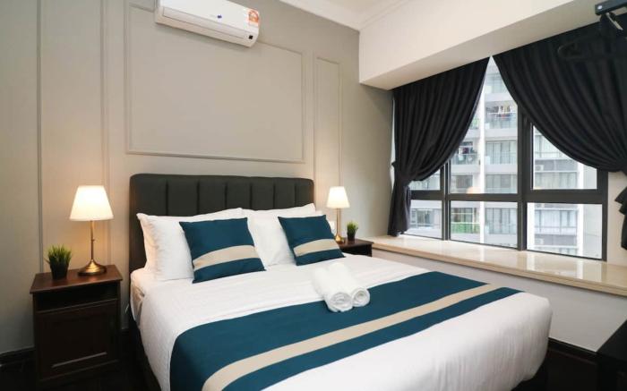 Navy Suite . R&F @3BR 6Pax FacilitiesView near CIQ