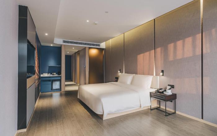 Atour Hotel Chaozhou Ancient City People Square