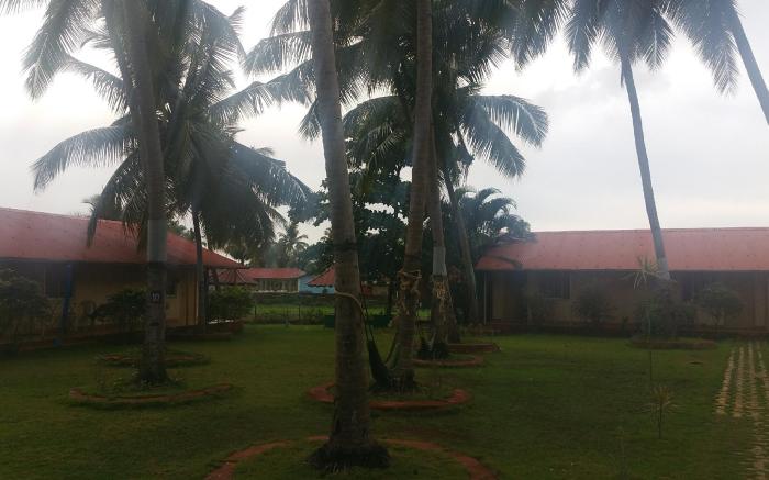 Budget Guest House and PG- for Family ( AC)  