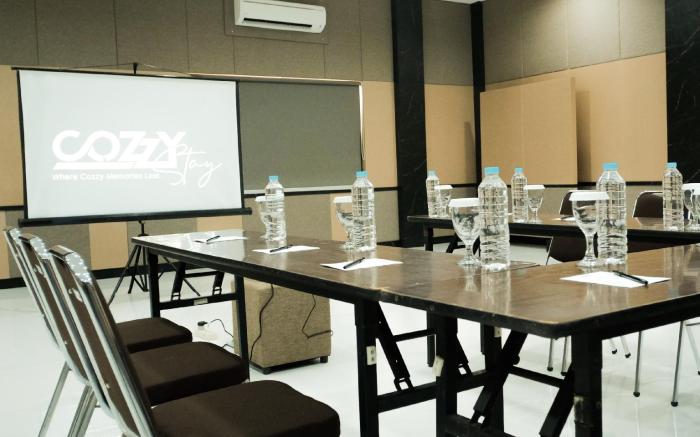 Cozzy Stay Semarang by Sinergi