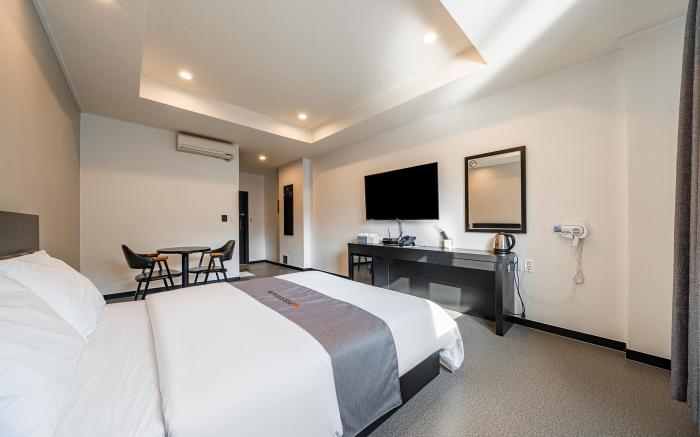 Persimmon Hotel Jeongseon