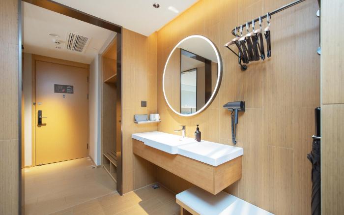 JI Hotel Ningbo Xingning Road