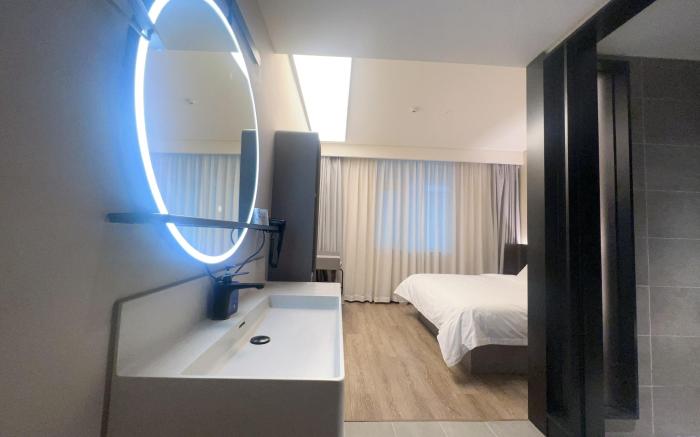 Hanting Hotel Tianjin Beichen Development Zone Management Committee