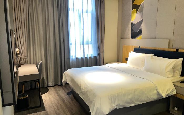 Hanting Hotel Changchun People's Square Chongqing Road