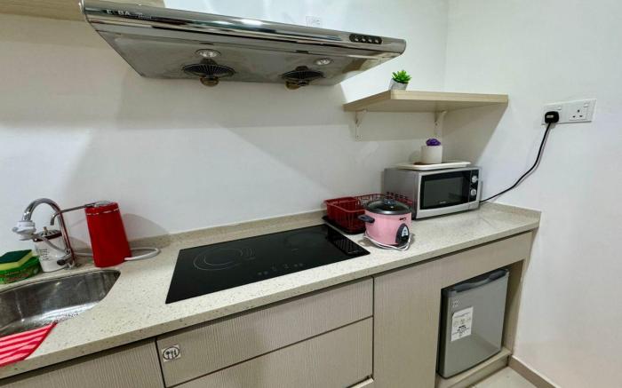 KK SUTERA AVENUE 2 ROOM OPPOSITE IMAGO 6-7pax【32B】