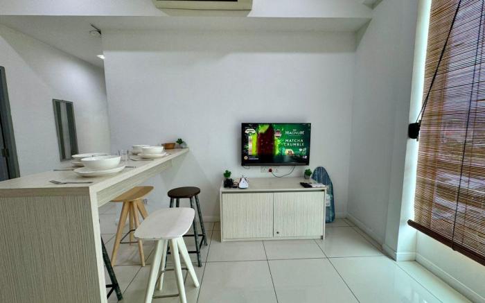 KK SUTERA AVENUE 2 ROOM OPPOSITE IMAGO 6-7pax【32A】