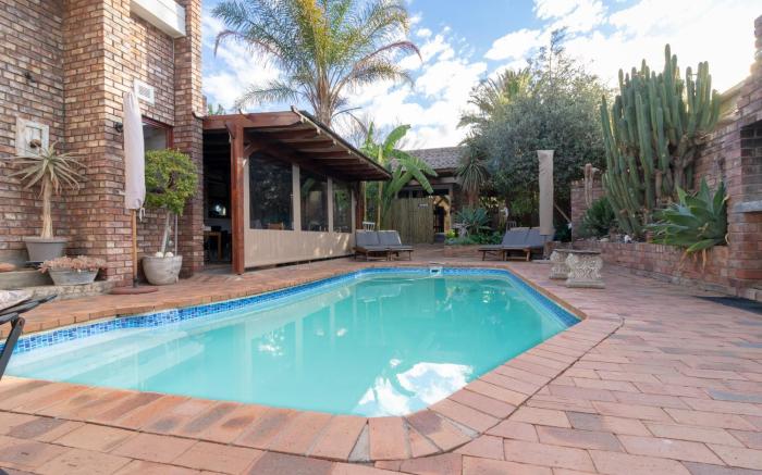 Earthbound Guest House