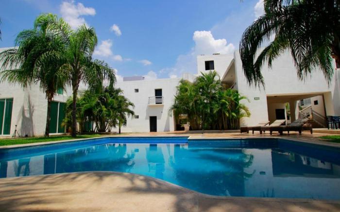 Hotel Embajadores