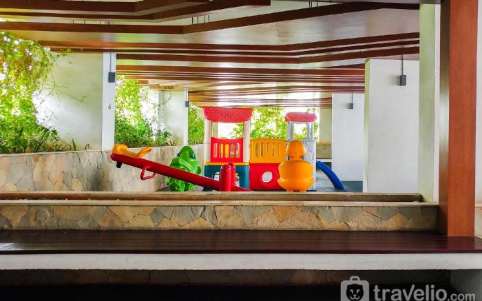 Nice and Cozy Studio at Bassura City By Travelio