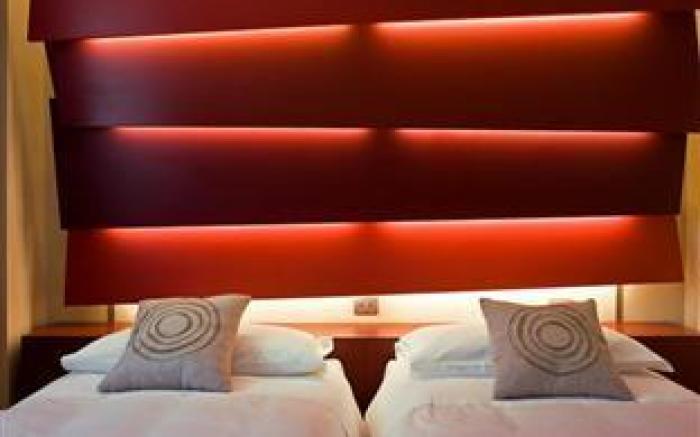 Eos Hotel