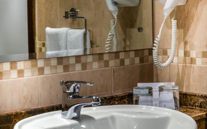 First Central Hotel Suites