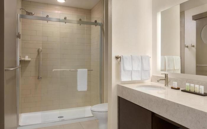 Embassy Suites by Hilton Syracuse Destiny USA