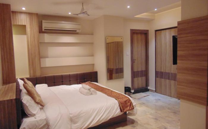 Hotel Saffron