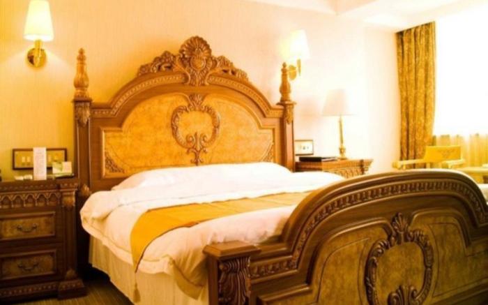 Xishuangbanna Golden Zone Hotel