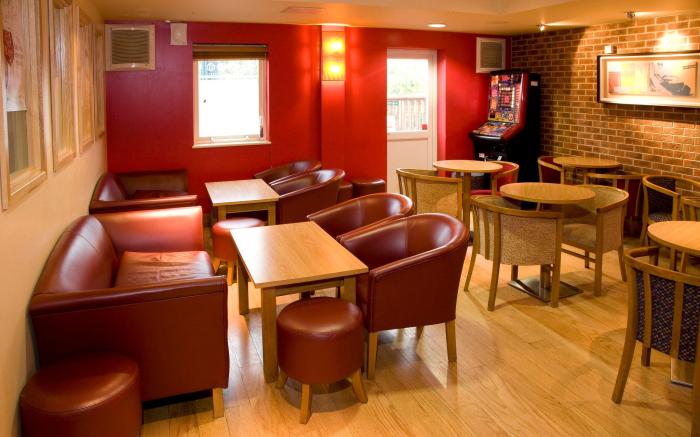 Premier Inn Heathrow Airport - M4/J4