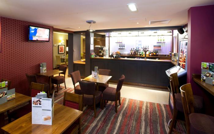 Premier Inn Inverness Centre - River Ness