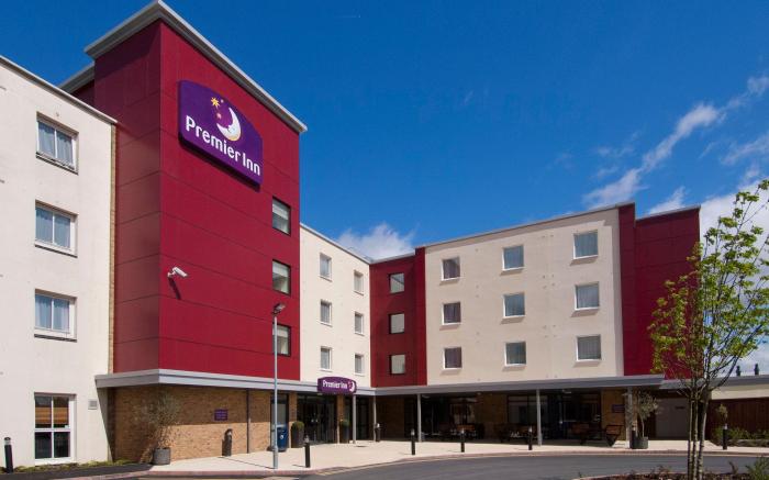 Premier Inn Bristol Cribbs Causeway - M5 J17