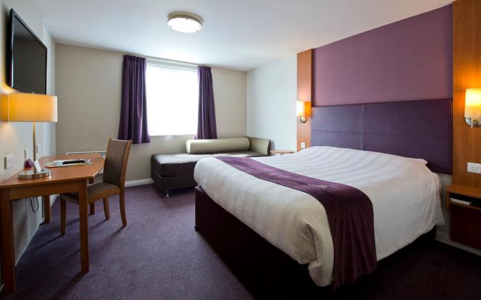 Premier Inn Bristol South