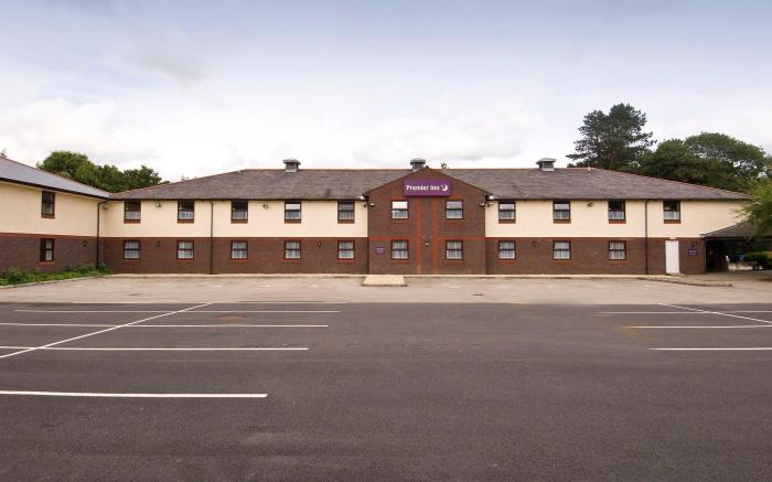 Premier Inn Caerphilly - Corbetts Lane