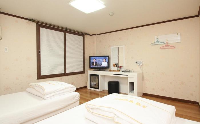 Hotel Valentine (Korea Quality)