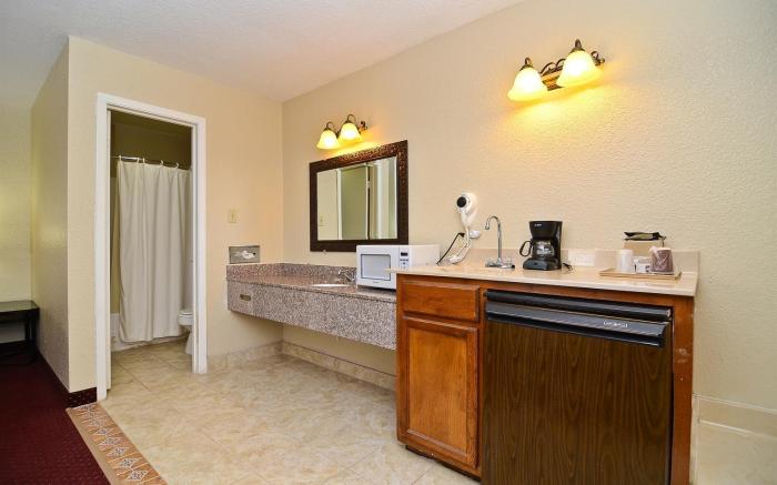 Americas Best Value Inn Refugio
