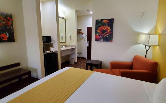Best Western Executive Inn and Suites