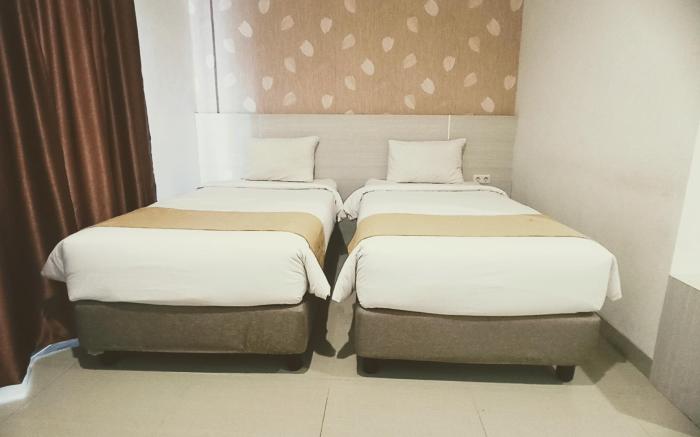 YUNNA EXPRESS LAMPUNG