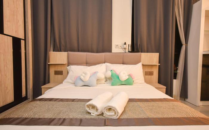 Lush Suite by Nest Home [Legoland • High Level]