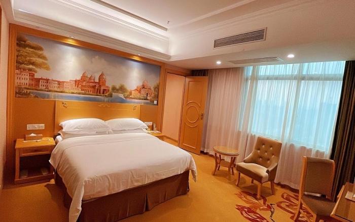 Vienna Hotel Nanning People's Square Minzhu Road