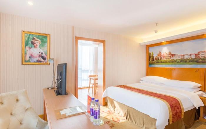 Vienna Hotel Weifang Taihuacheng