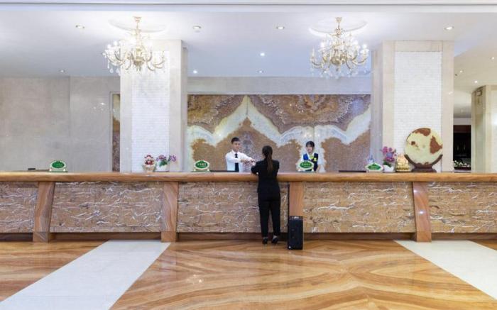 Vienna Hotel Guangdong Zhuhai Mingzhu Station Guozheng