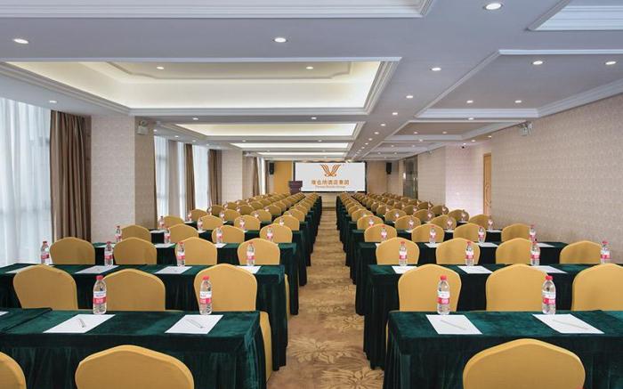 Vienna Hotel Nanning Yudong Yinhai Avenue Jinxiang Metro Station