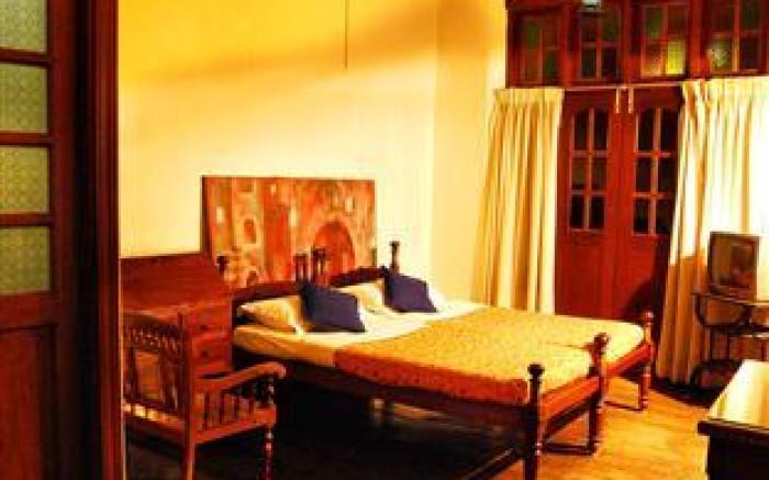 Hotel Rossitta Wood Castle