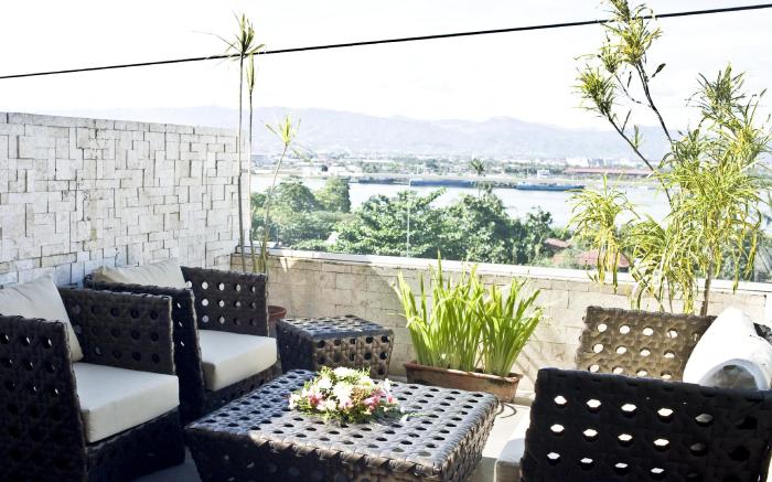 Goldberry Suites & Hotel Mactan