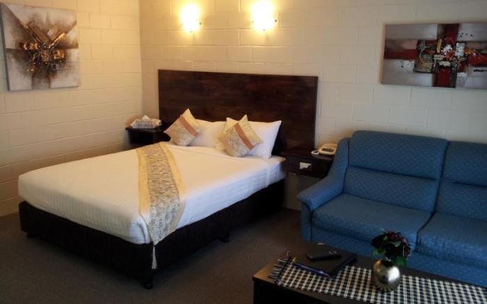 Admiral Nelson Motor Inn