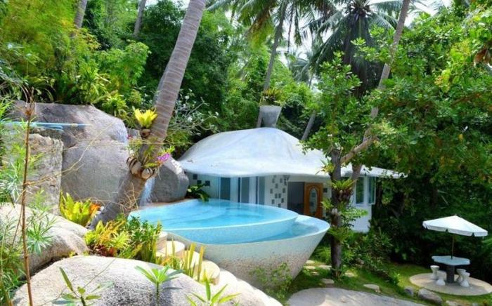 Monkey Flower Villas
