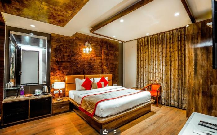 Amritsar Grand By Levelup