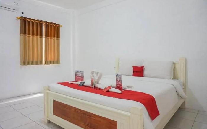 RedDoorz Plus near Taman Rekreasi Selecta 2