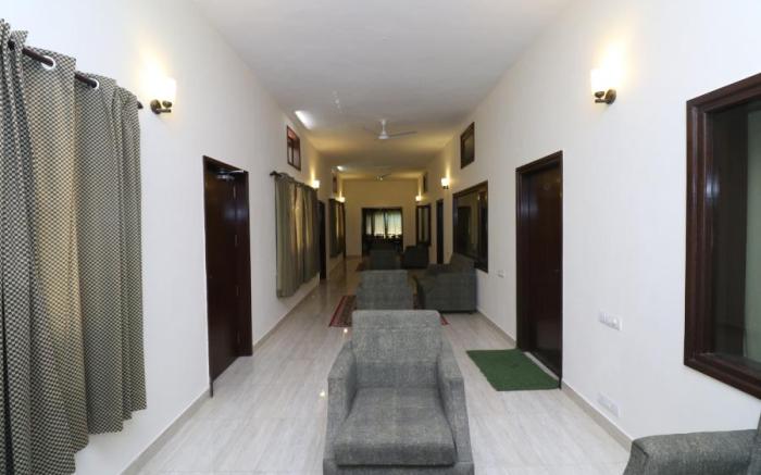 Corbett Comfort Lodge