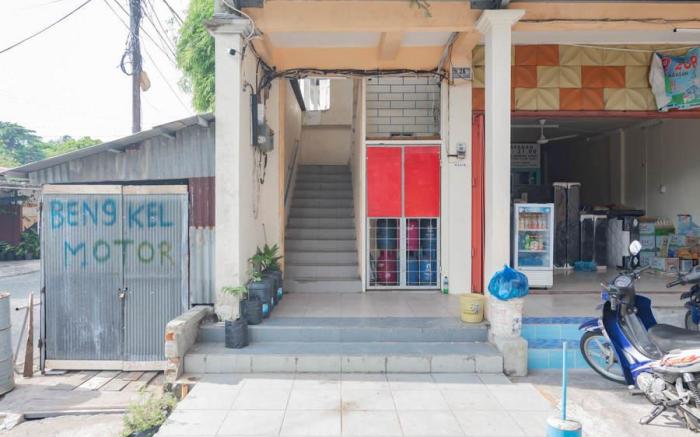 RedDoorz near Pasar Klandasan Balikpapan