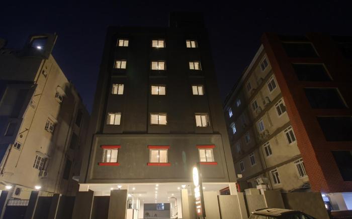 Super Townhouse Whiteridge Gachibowli Near AIG Hospital