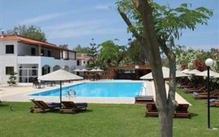 Vallian Village Hotel
